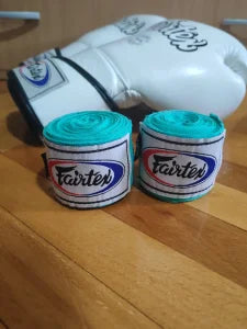 Fairtex svetlo plavi bandažeri od 4.5m